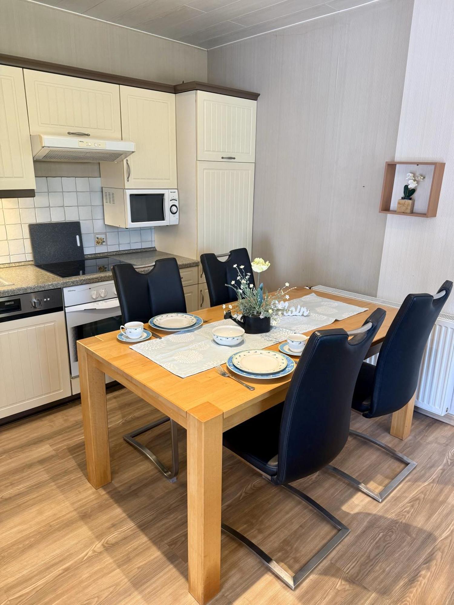 Ferienhaus Blinkfuer Нойхарлингерзийл Екстериор снимка